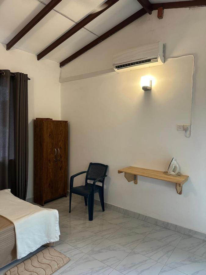 Mango Tree Budget Home Stay Homagama Exterior photo